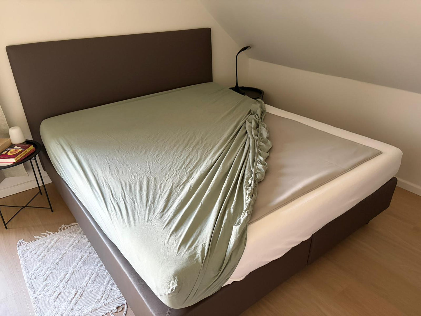 1 Couverture Thérapeutique avec somatides QELBY - une couche 200 cm x 145 cm beige