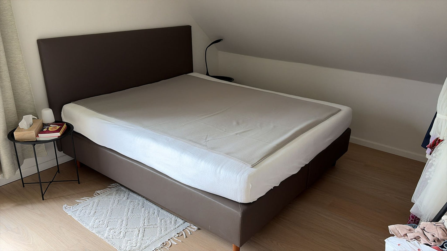 1 Couverture Thérapeutique avec somatides QELBY - une couche 200 cm x 145 cm beige